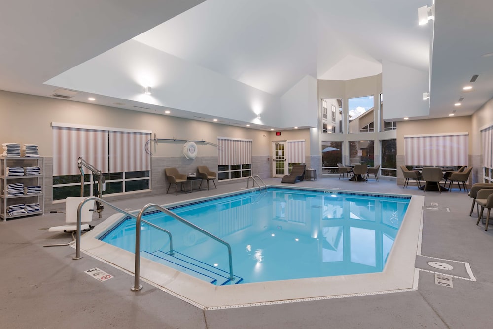 Hampton Inn & Suites Chicago Hoffman Estates - photo 35