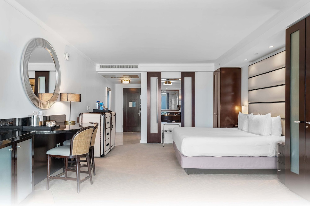 Fontainebleau Miami Beach Private Luxury Suites - photo 48