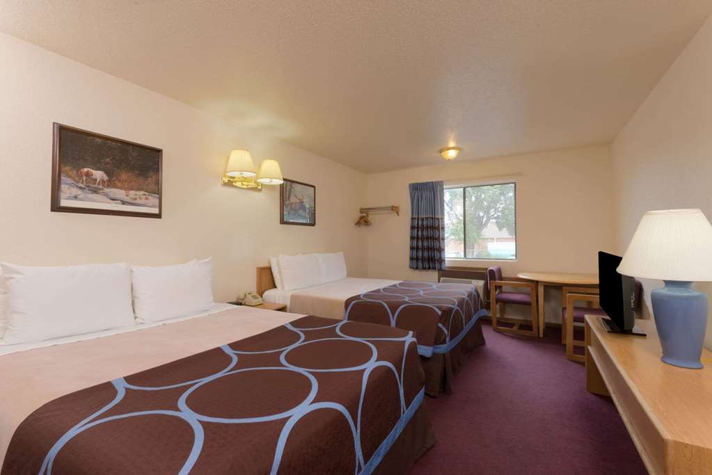 Super 8 by Wyndham Cortez Mesa Verde Area - photo 15