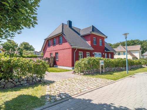 Haus Strandhafer Wf 06 — 4-Star Luxury Hotel in Wustrow, Germany