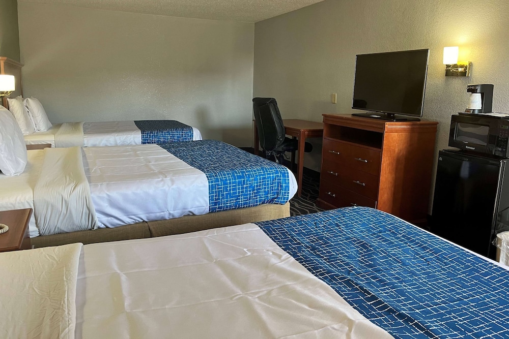 Travelodge by Wyndham Terre Haute - photo 8