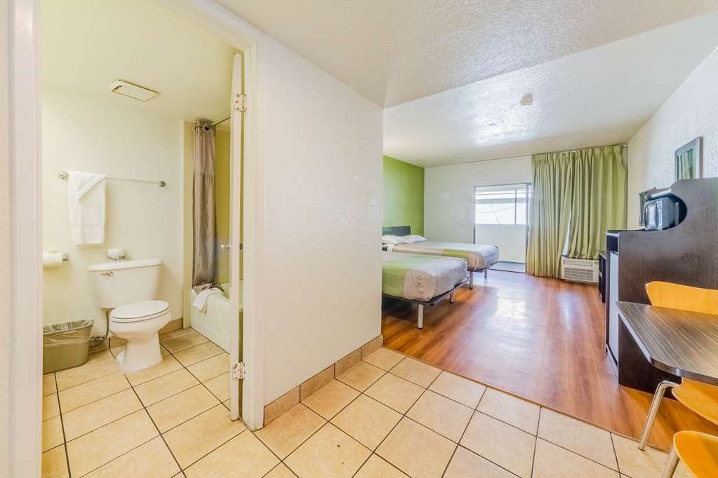 Motel 6 Hemet - photo 15