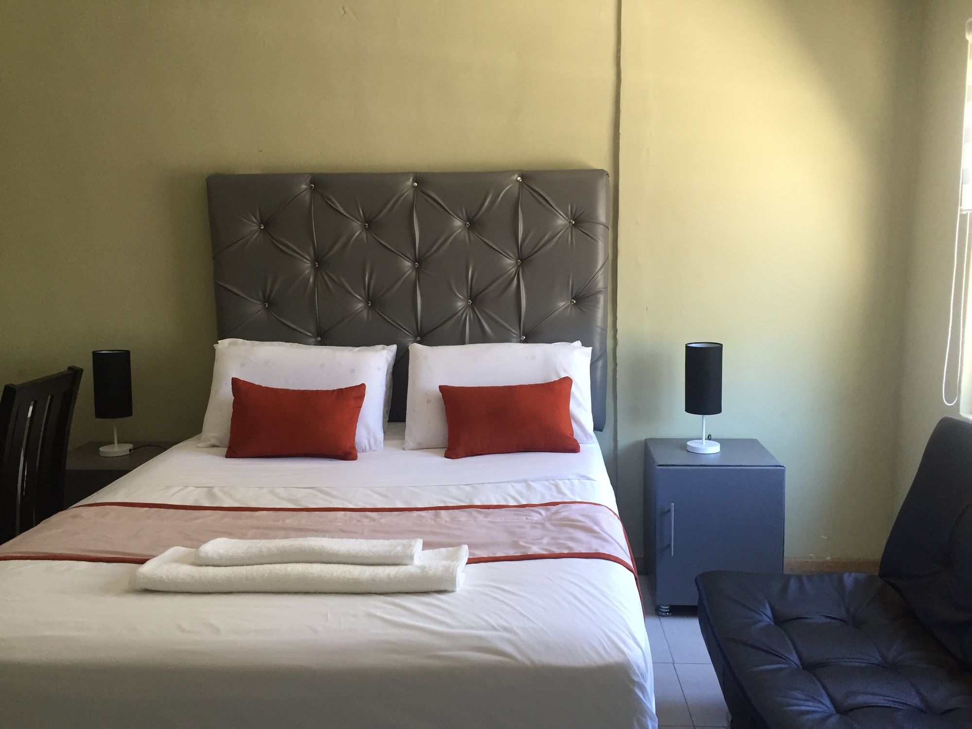 The New Mall Guest House