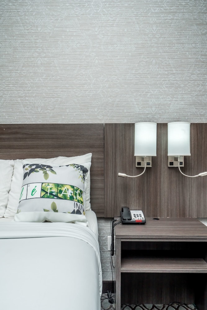 LeTap Hotel near AirTrain JFK Airport - photo 9