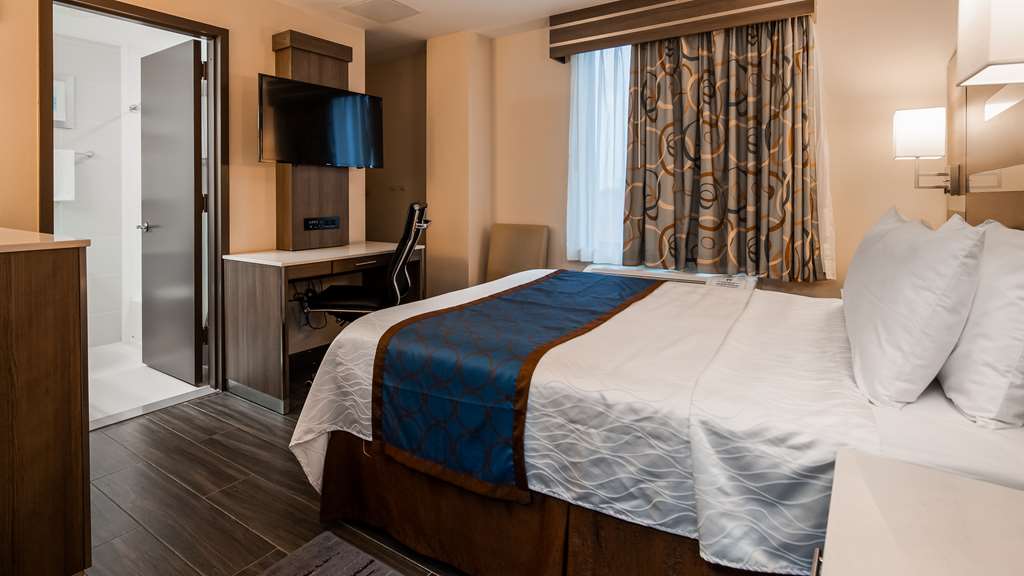 Best Western Plus Stadium Inn - photo 9