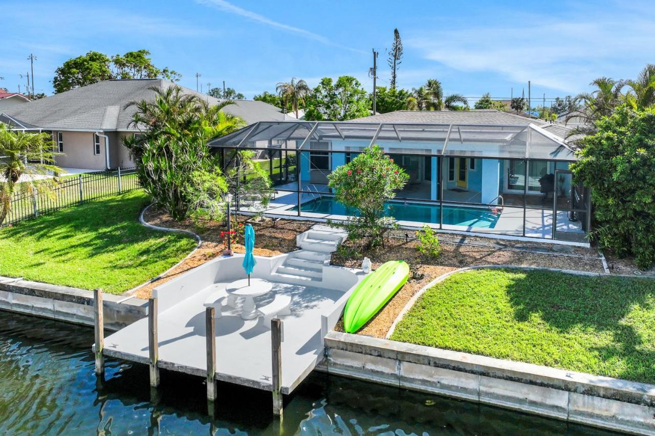 Three Palms Retreat — 4-Star Luxury Hotel in Cape Coral, United States