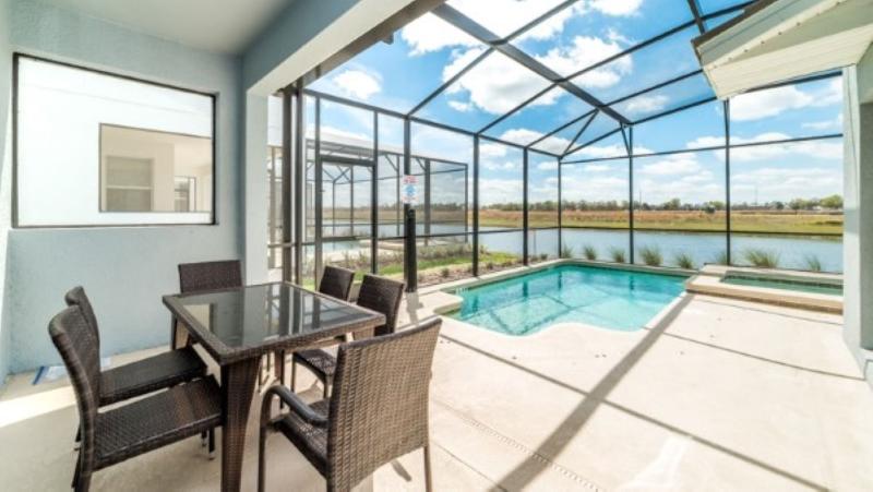 Windsor Palms Resort Homes - photo 16