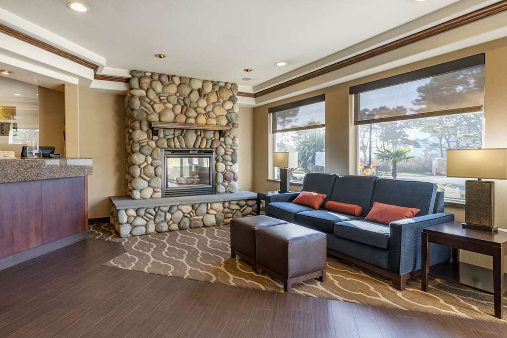 Comfort Inn & Suites Lincoln City - photo 7