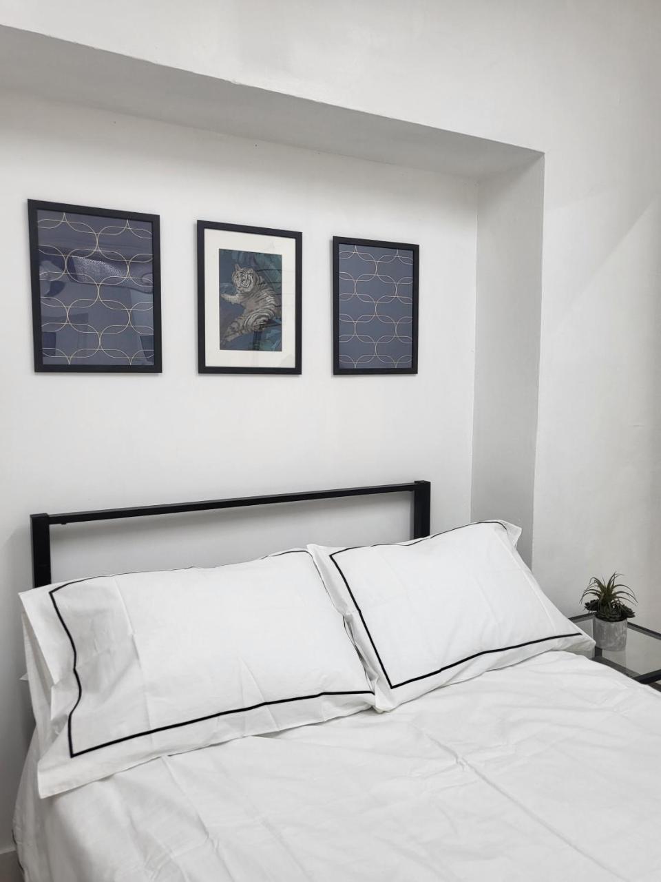 'TheFive' Camden Town - last minute hotel in London