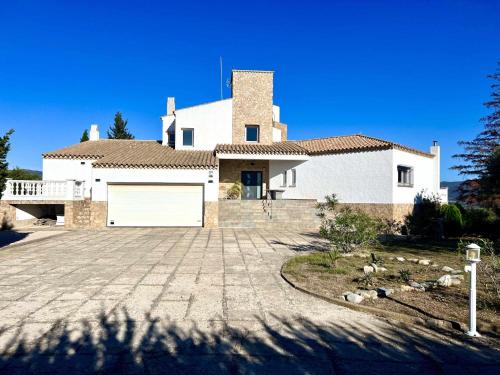 Palau Del Vent — Garriguella