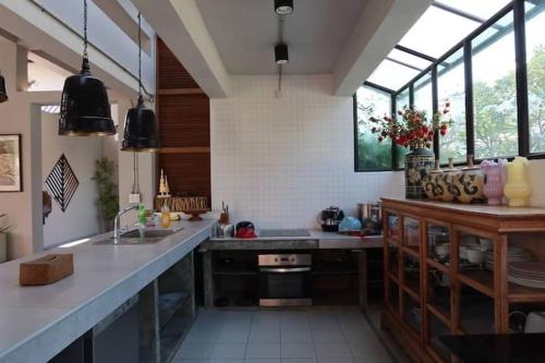 ChiangMai清迈 cozy pool Villa 8rooms — 4-Star Luxury Hotel in Chiang Mai, Thailand