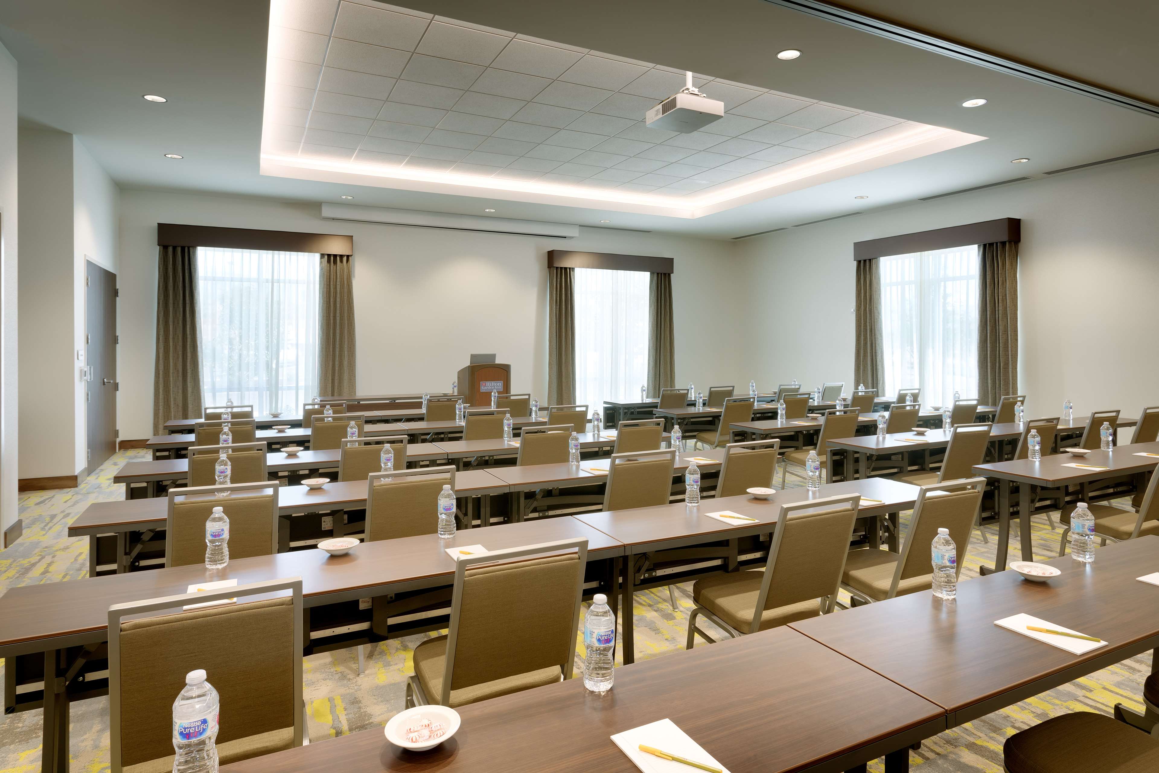 Hilton Garden Inn Lehi - photo 21