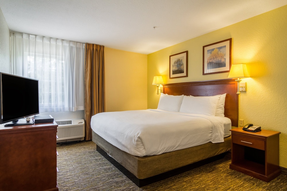 Candlewood Suites Jacksonville East Merril Road by IHG - photo 12