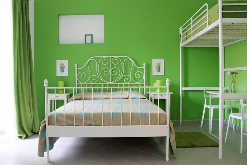 L'alberghetto Casavacanza Milazzo — 4-Star Luxury Hotel in Milazzo, Italy