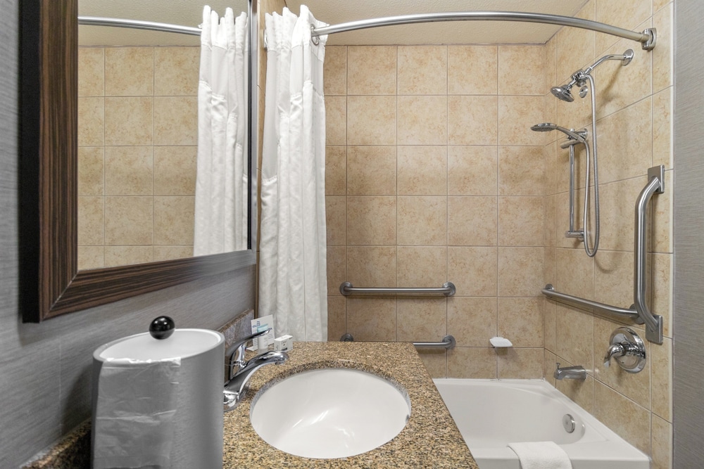 Holiday Inn Express & Suites Barstow Route 66 by IHG - photo 43