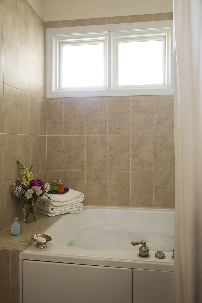 Inn at Riverbend - photo 22