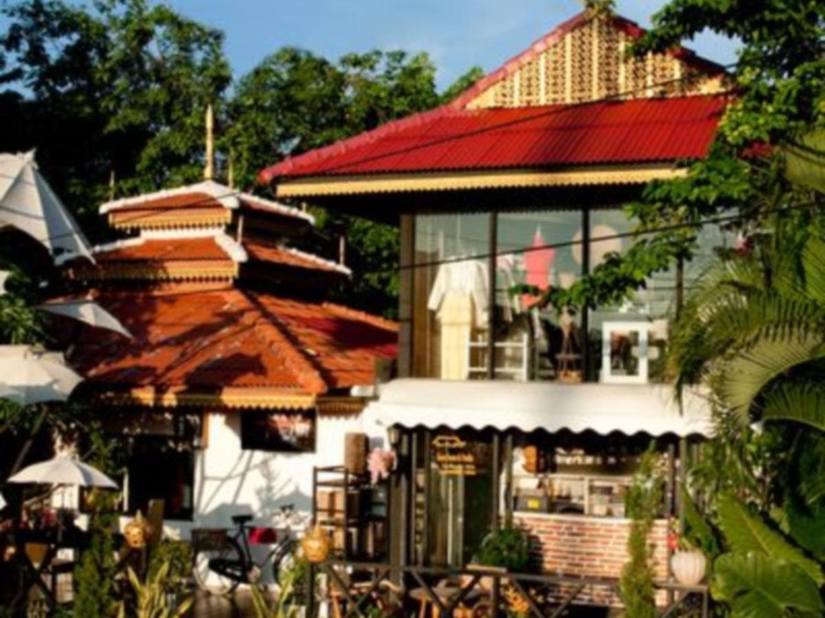 Baan Puang Petch — hotel in Saraphi