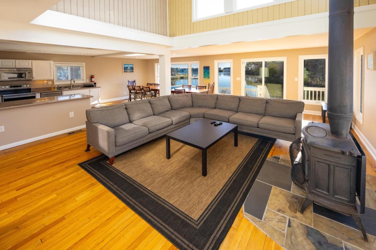 Bay View Beauty in Virginia Beach, United States