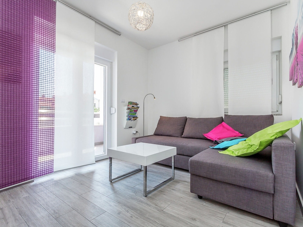 Holiday Home in Pula near Beach — 4-Star Luxury Hotel in Pula, Croatia