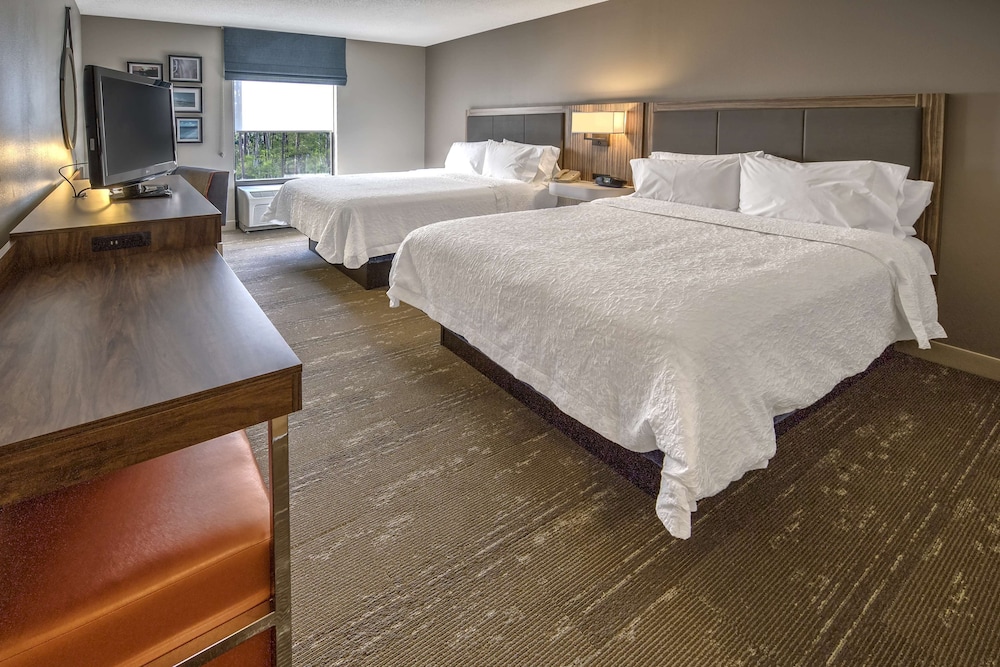 Hampton Inn & Suites Fort Myers Estero FGCU - photo 29