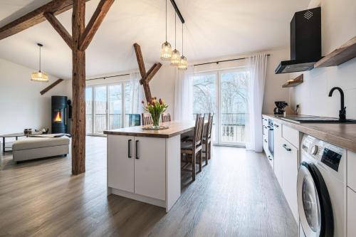 Ostscheune am Mühlendamm Meerblick Sauna und Ofen — 4-Star Luxury Hotel in Steinbergkirche, Germany