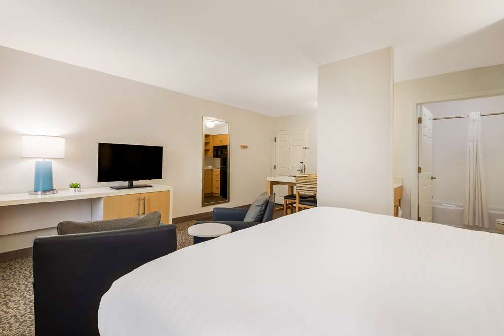 Sonesta ES Suites Charlotte Arrowood - photo 17