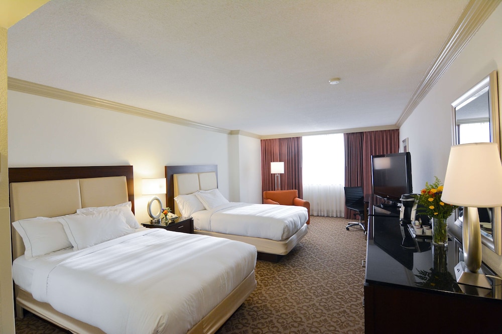 Hilton Palm Beach PBI - photo 52