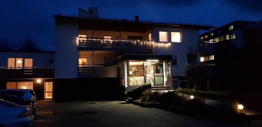 Pension Gockels Auszeit — 4-Star Luxury Hotel in Bad Wildungen, Germany
