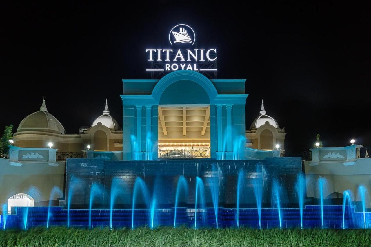 Hotel Titanic Royal — Red Sea