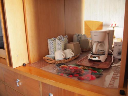 Suitcase Motel & Travel - photo 10