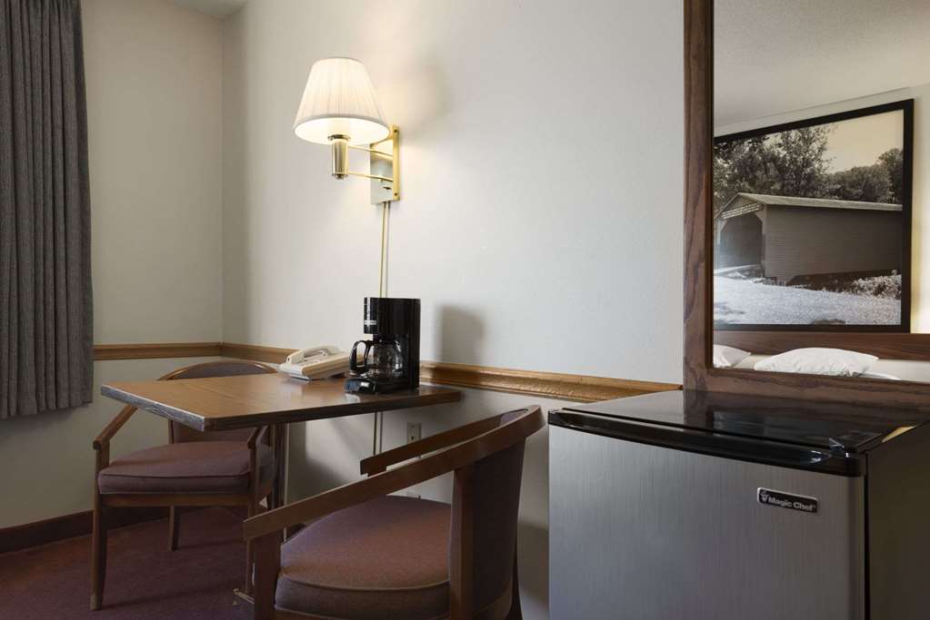 Super 8 by Wyndham Danville - photo 9