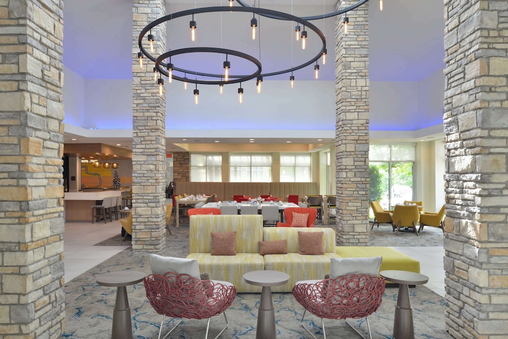Hilton Garden Inn Denton - photo 3