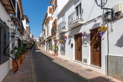 Adorable maison 2 chambres dans la vieille d'Estepona — 4-Star Luxury Hotel in Estepona, Spain