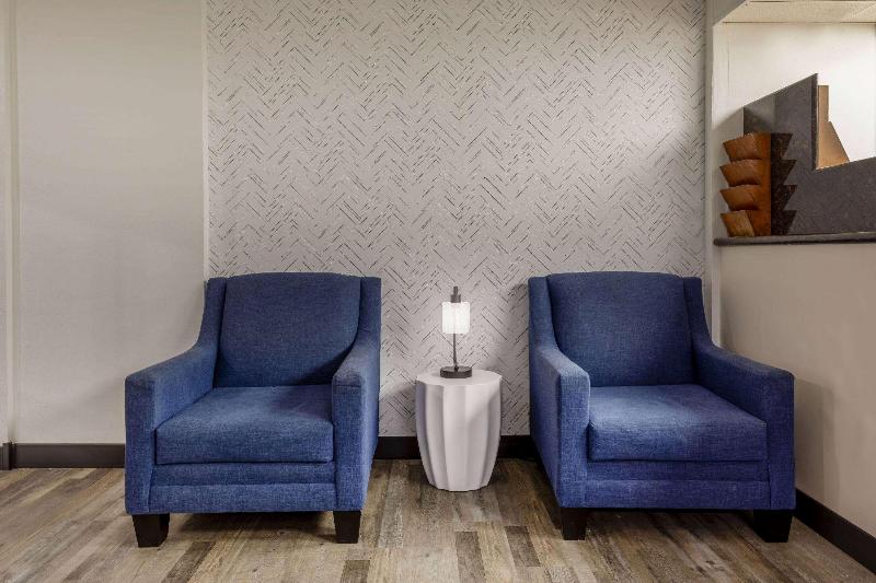 Baymont by Wyndham Laredo - photo 12