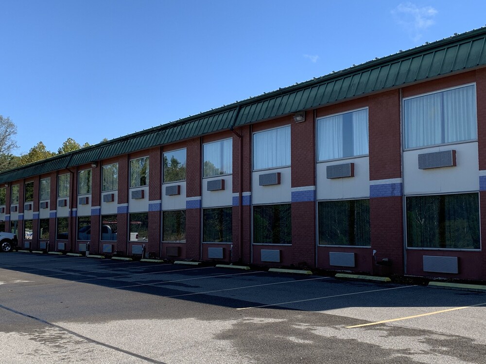Motel6 Williamstown WV - photo 23