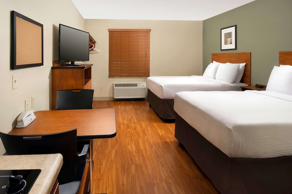 WoodSpring Suites Chicago Romeoville - photo 9