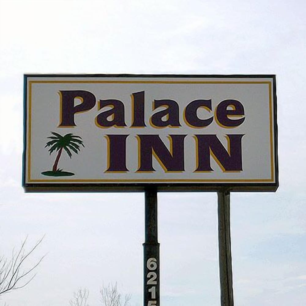 Palace Inn - carbon neutral hotel in Des Moines