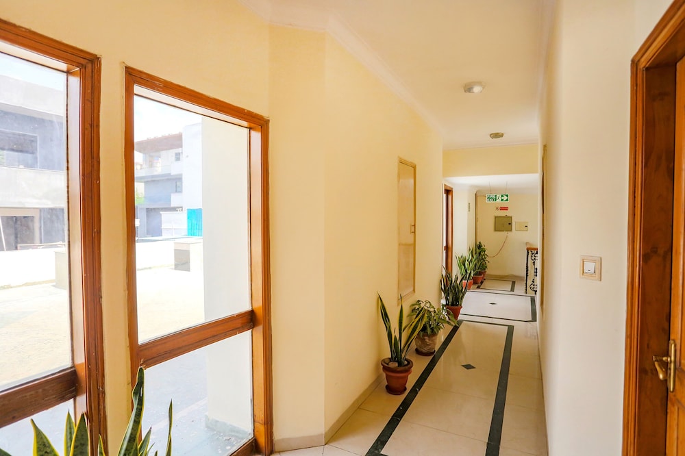 Fabhotel Altus — Gurgaon — photo 2
