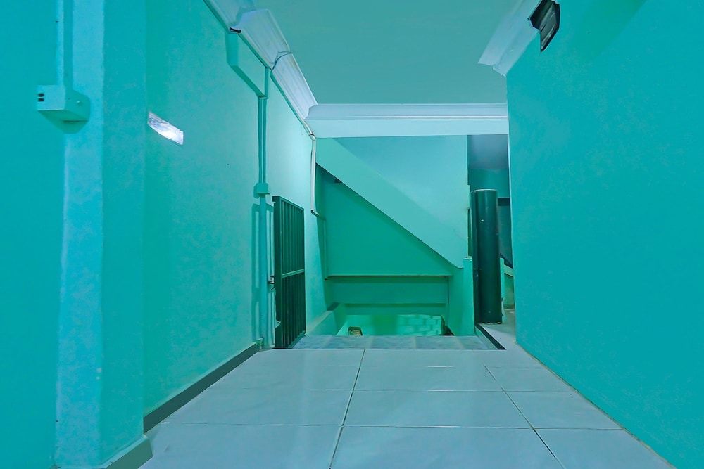 Hotel O Faraas Homestay Syariah — Batam