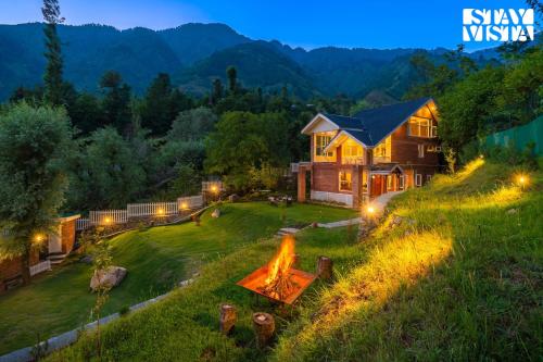 StayVista at Aaram Gah with Lawn Bonfire BBQ in Srinagar, India