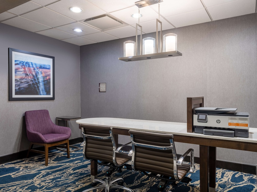 Homewood Suites by Hilton Cedar Rapids North - photo 30