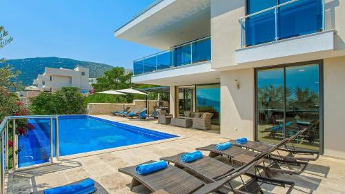 Luxury Villa in Kalamar Bay Walking Distance to the Beach — 4-Star Luxury Hotel in Kalkan, Turkey