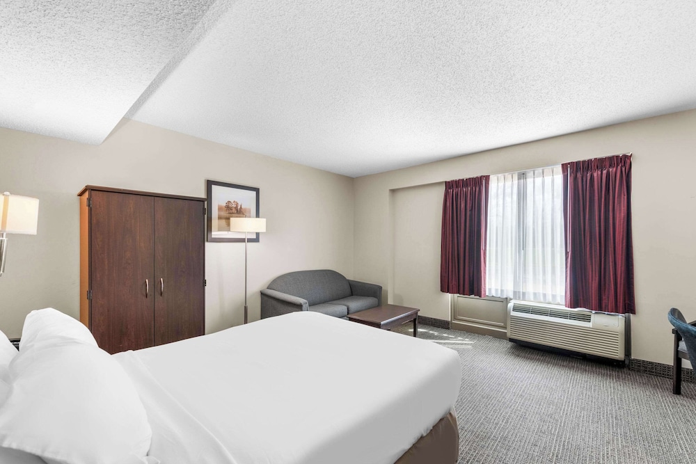 Quality Inn Columbus NE - photo 6