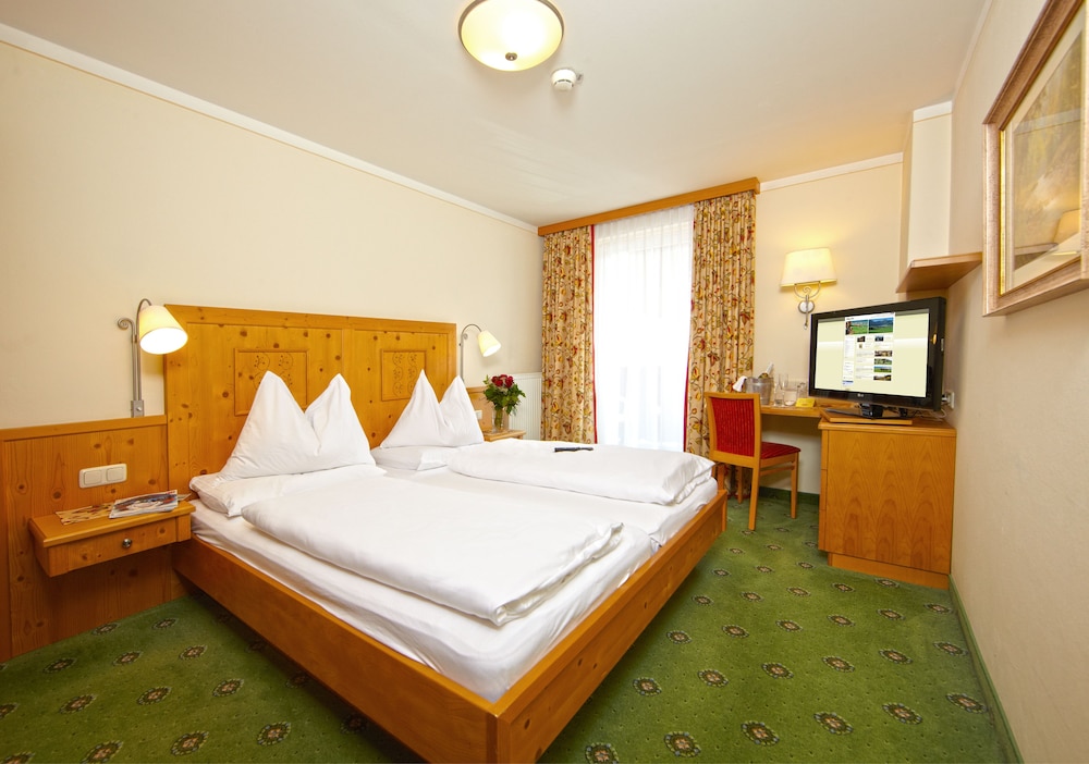 Gasthof Post — hotel in Abtenau