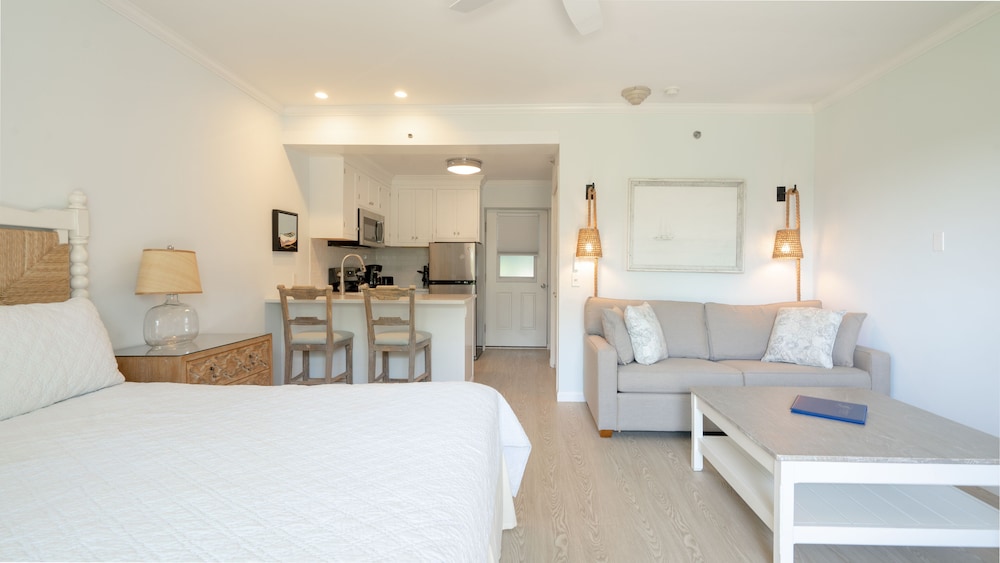 Windward Shores Ocean Resort - photo 26