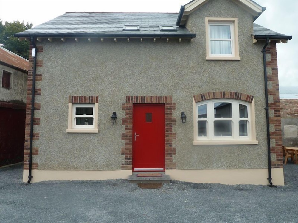 Oatlands Self Catering Cottages — hotel in Hillsborough