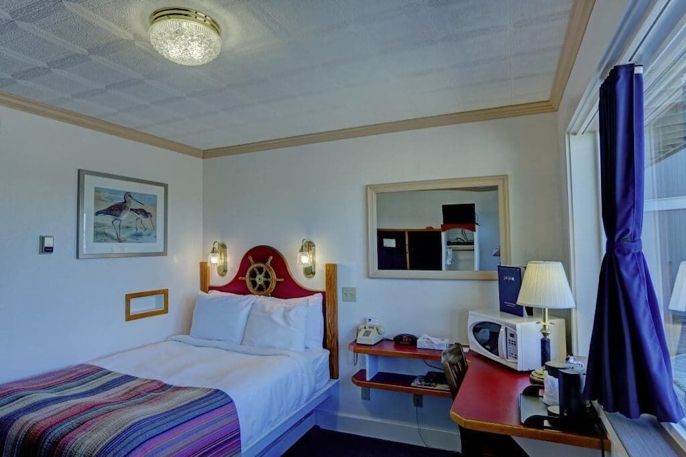 Land's End Resort - photo 19