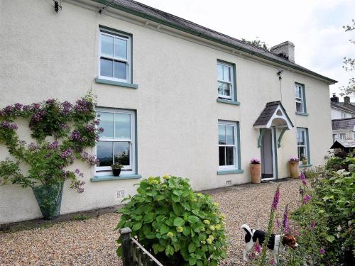3 Bed in Llandovery 76381 — hotel in Llandovery