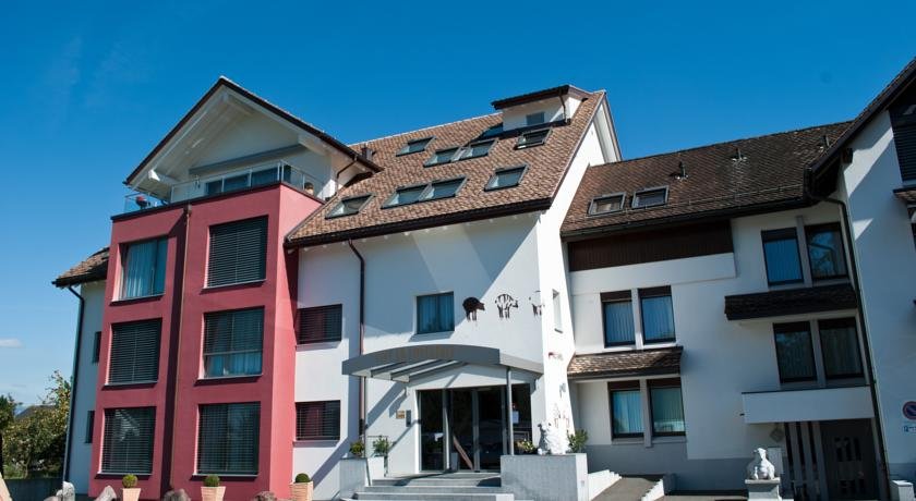 Hotel Schäfli Siebnen - last minute hotel in Siebnen