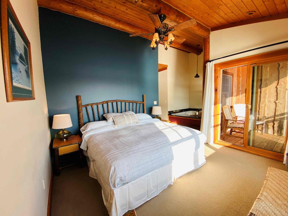 Ampersand Bay Resort - photo 41